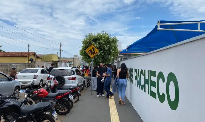 Candidatos enfrentam primeiro dia do ENEM 2025 em todo o país